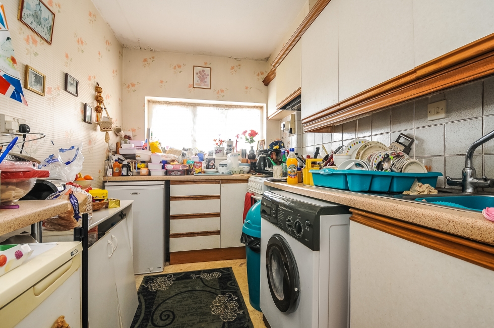 Property for Sale, East Wittering 36 Seagate Court Baileys Estate Agent